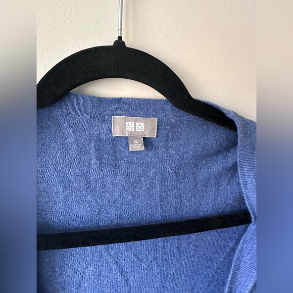 Uniqlo Cashmere Cardigan - Picture 3 of 6